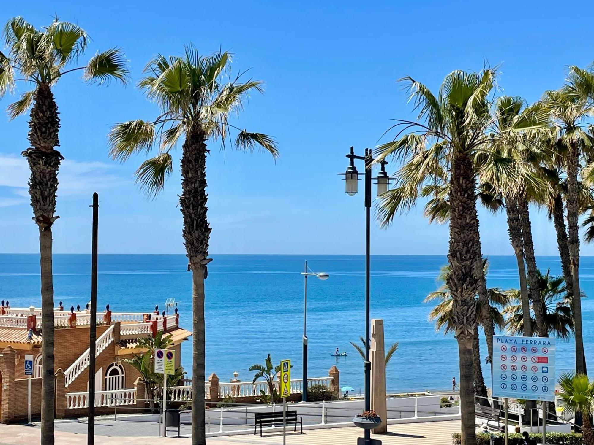 Alojamiento Torrox Playa Centro De Ocio Y Tiempo Libre Eksteriør bilde